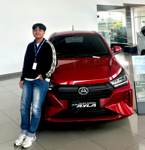 Gilang Dwi - Sales Executive Tunas Daihatsu